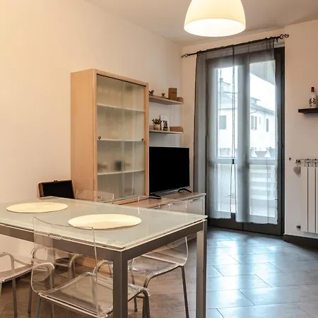 Beb Pulcino Nero Foiano Apartment